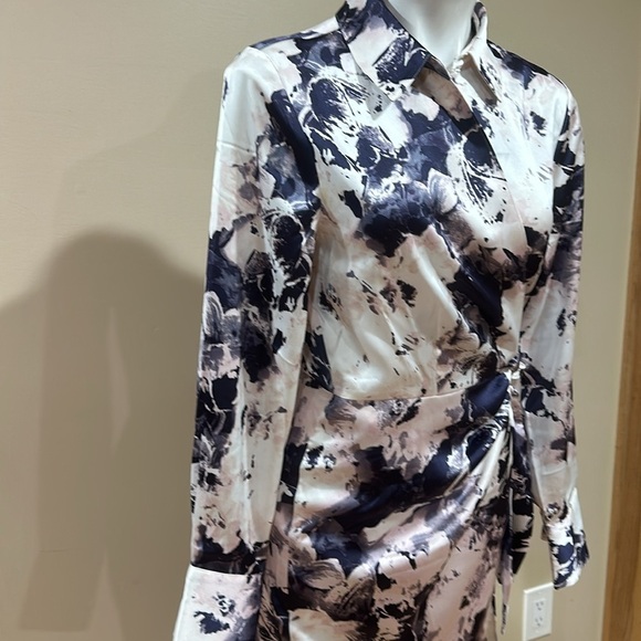 Worthington Womens Long sleeve
Wrap dress - Picture 2 of 6